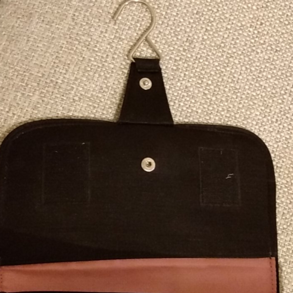 Make-up bag - Picture 3 of 7
